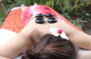 ストーン・マッサージ